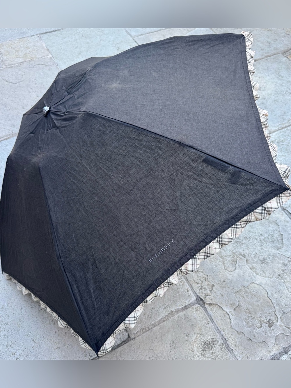 BURBERRYJapan Ruffle Trim UV Parasol Umbrella + Sleeve - Picture 4 of 13